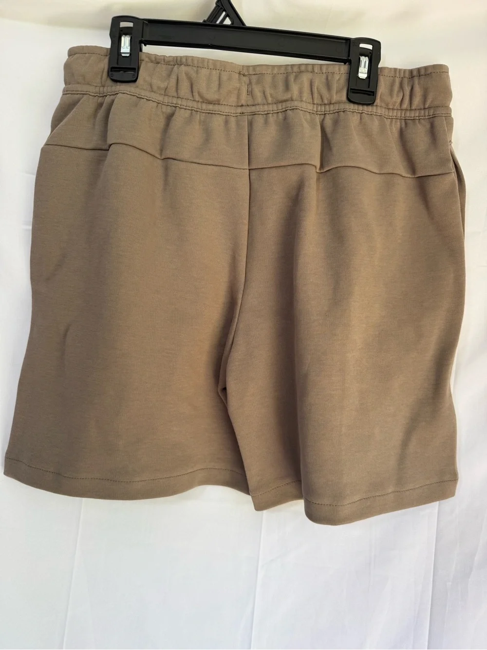 Athletic Works Men's Taupe Performance Shorts L 10-12 Husky